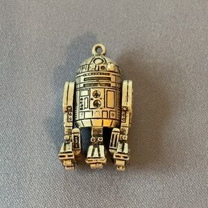 Star Wars R2D2 Pendant